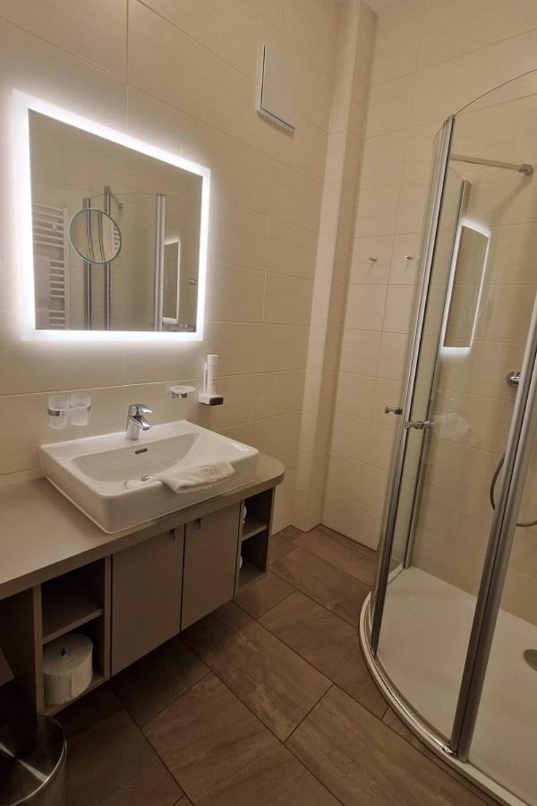 Kirchenwirt In Maria Schutz Hotel Schottwien Buitenkant foto